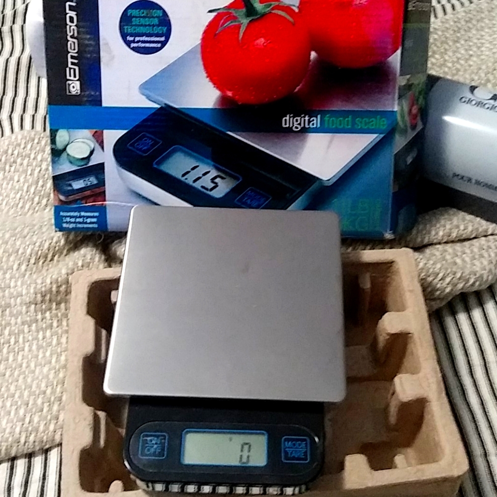 Emerson digital food scale